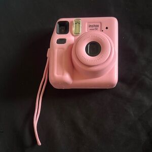 Instax Mini SE Blush Pink Camera